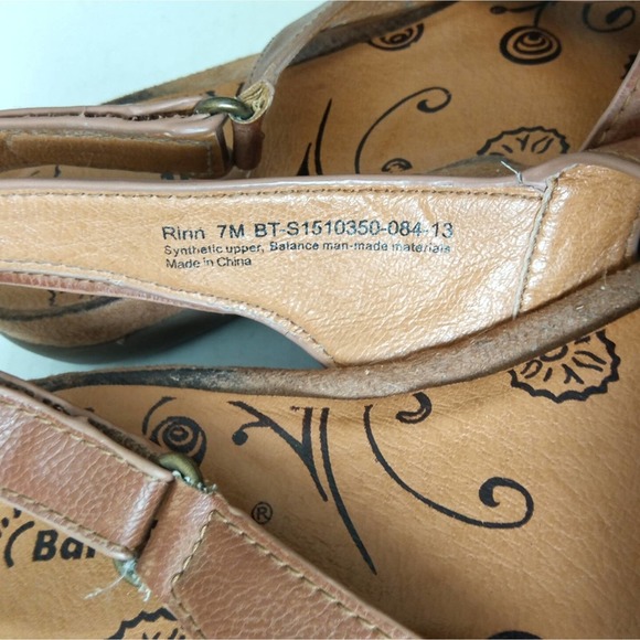 BareTraps Women's Tan Sandals - Picture 6 of 7